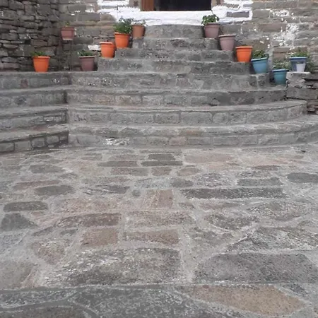 بيت ضيافة In Buhal